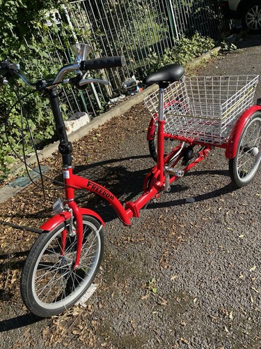 Brand new red foldable - new, trike